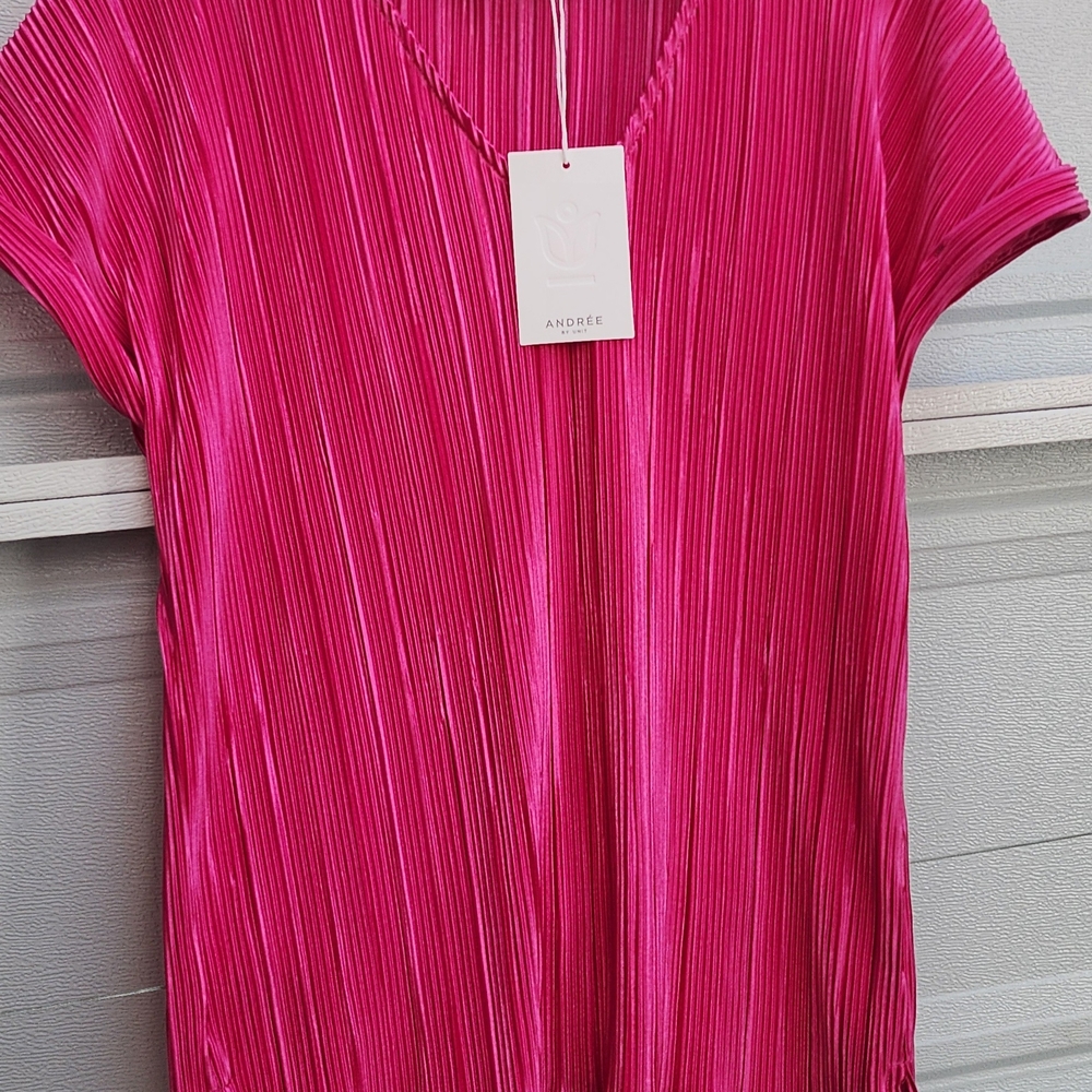 ANDREE BY UNIT Pink Ribbed T-Shirt Blouse
